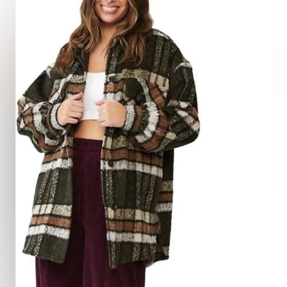 Women’s Plaid Oversized Jacket (shaket)